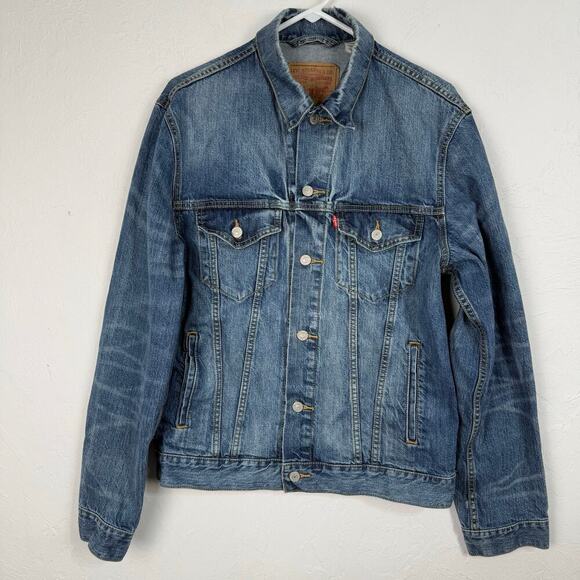 Levi's Levi Strauss Adult Mens Medium Classic Denim Jean Trucker Jacket Distress - Picture 1 of 12